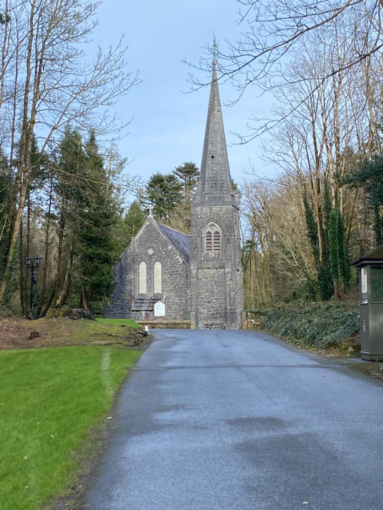 Salmon Weir Lodge Cong Exterior photo